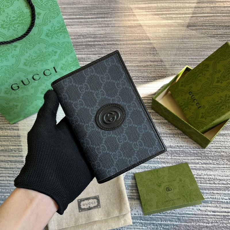 Gucci Wallets 162